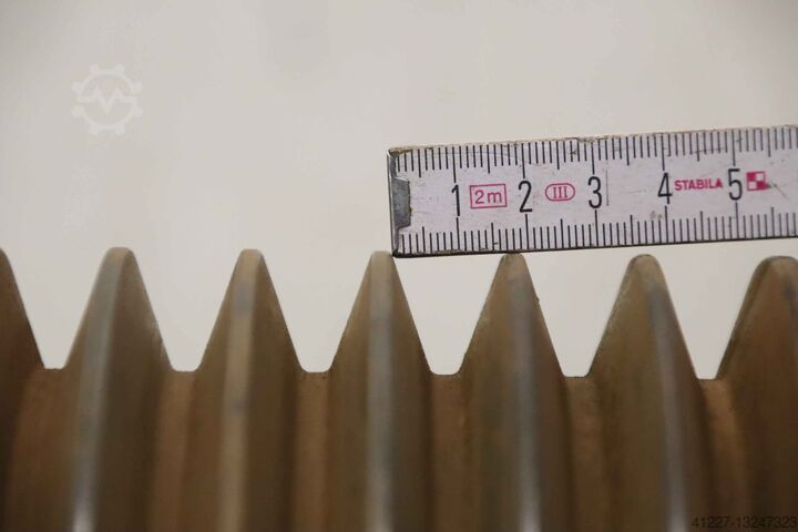 V-belt pulley with 6 grooves Guss SPB 200-6 (17 mm)