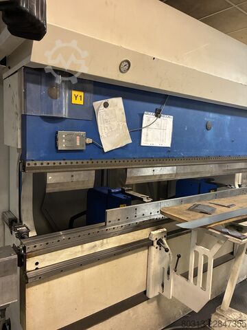 Durchlaufpresse TRUMPF TrumaBend V130