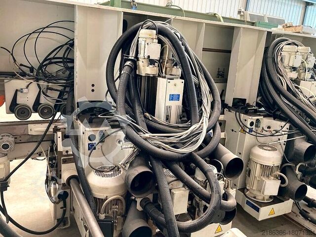 Machining center with throughfeed SCM Windor 40/60