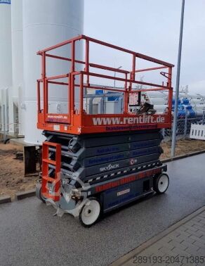 Scherenarbeitsbühne Skyjack SJ III 4740 Elektro 13,80m