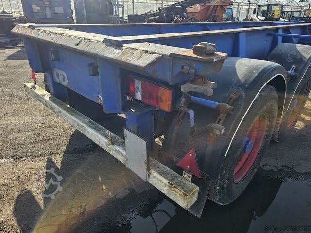 Transport von Containern MKF METALLBAU CS 20 / STEEL SUSPENSION/ BPW DRUM.