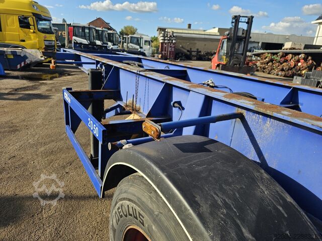 Transport von Containern MKF METALLBAU CS 20 / STEEL SUSPENSION/ BPW DRUM.