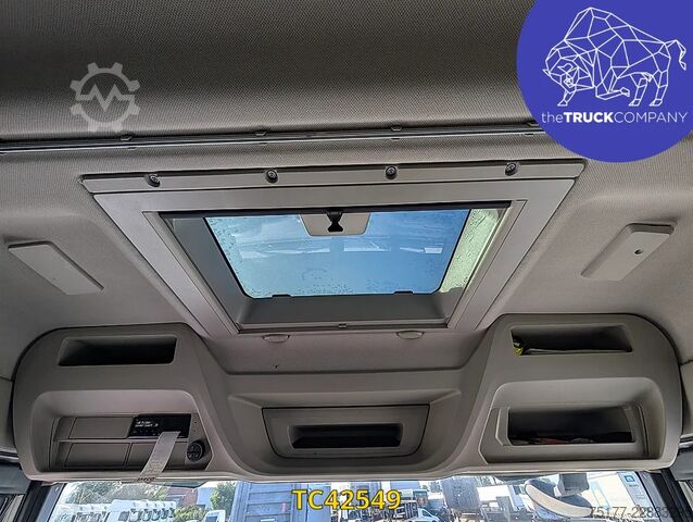 Standard-SZM Iveco S-Way 420