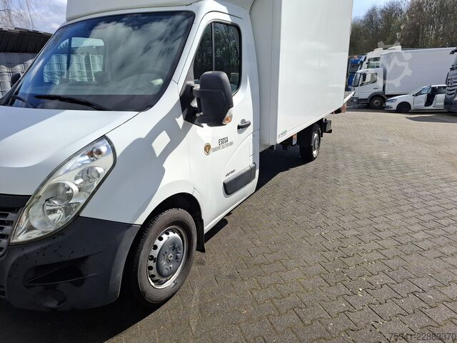 Box truck Renault Master 