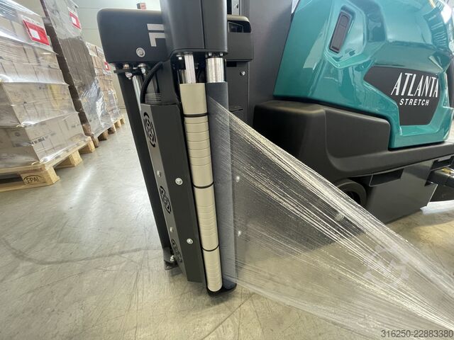 Mobile stretch winder with remote control ATLANTA - automatisches Folienanlegen NEOS 120-400% PreStretch
