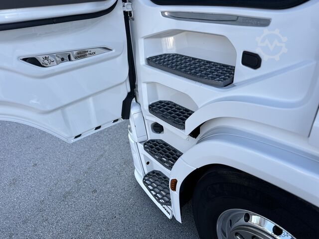 Standard-Sattelzugmaschine SCANIA 660S V8 FULL PNEUMATIC 2+2