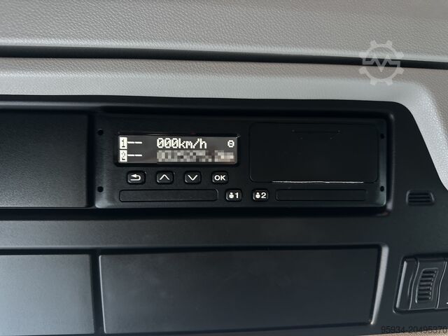 Standard-Sattelzugmaschine SCANIA 660S V8 FULL PNEUMATIC 2+2