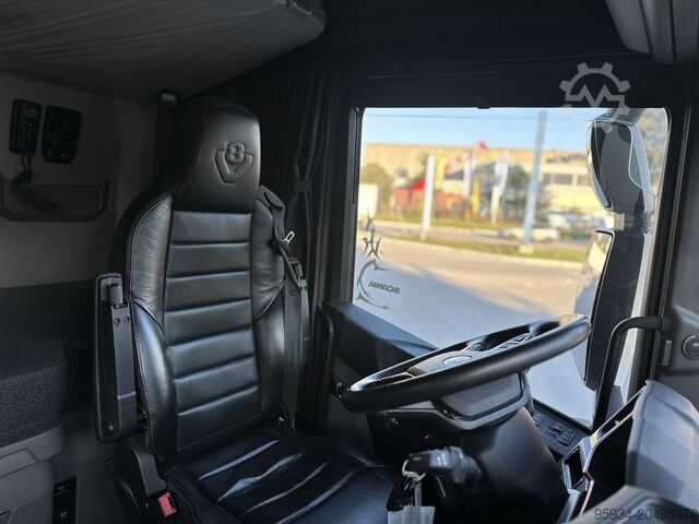 Standard-Sattelzugmaschine SCANIA 660S V8 FULL PNEUMATIC 2+2