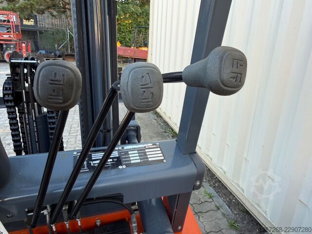 Frontstapler  JX Power CPCD35 / 3.5T Diesel /Sideshift/Freihub