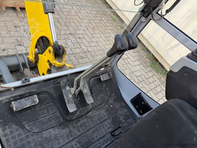 Mini excavator WACKER Neuson ET16 / 2019 BJ / 1.520 H / 3x Löffel