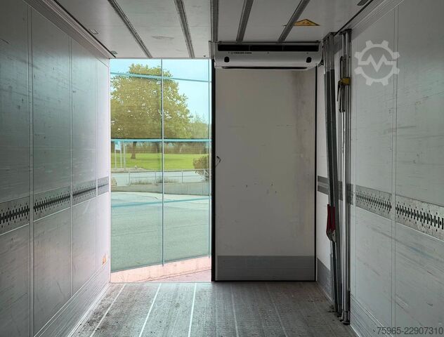 Kühlauflieger SCHMITZ CARGOBULL N/A SCB*S3B THERMO KING SLXi SCANDI 270 HOOG BLO