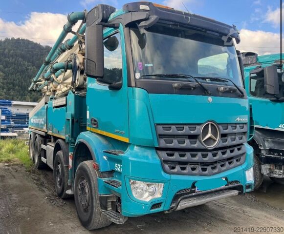 Betonpumpen-LKW MERCEDES-BENZ Arocs 3742 8x4 mit Sermac Betonpummpe Bj 17