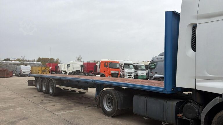 Plattformanhänger CODER - (SMB AXLES / DISC BRAKES / FREINS DISQUE)