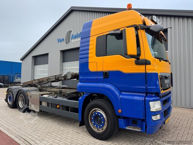 Container transport MAN TGS 26.440 6x2 NCH Cabel Container system