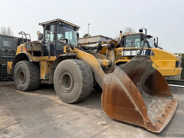 Wheel loader CAT 972 K