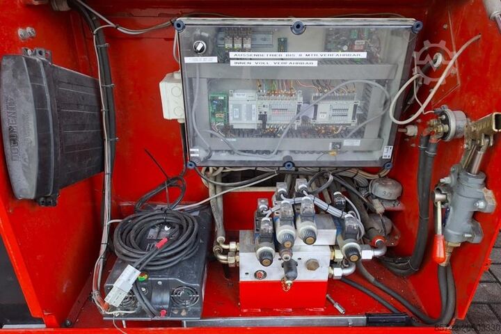 Scissor lift Holland Lift Combistar B-165EL25 Electric, 18.5m Working Height