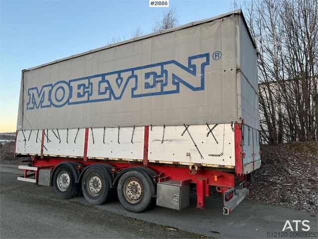 Container transport Istrail 3-axle container trailer
