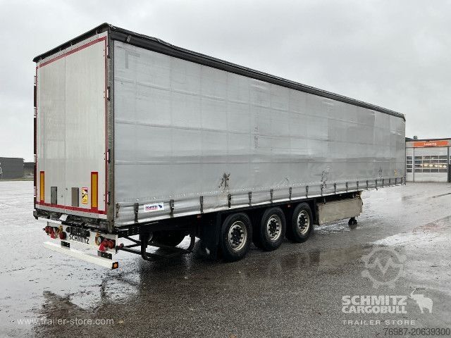Open semitrailer with tarp Schmitz Cargobull Curtainsider Standard Faltwandtür rechts