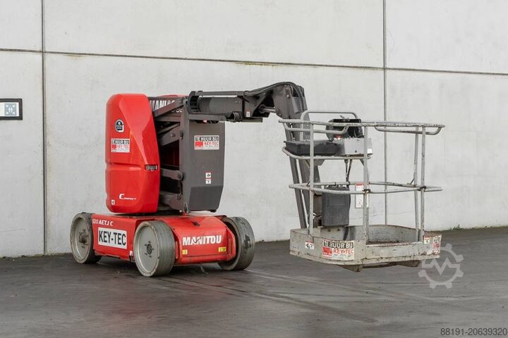 Articulated boom lift Manitou 120 AET JC