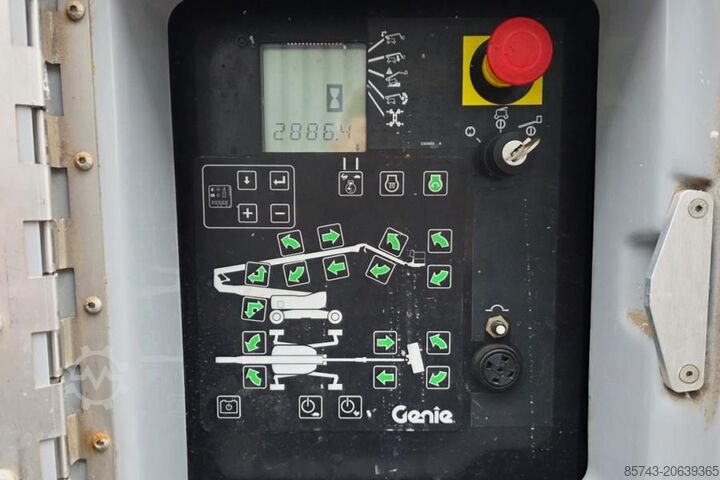 Articulated boom lift Genie ZX135/70 Diesel, 4x4x4 Drive, 43m Lifting Height,