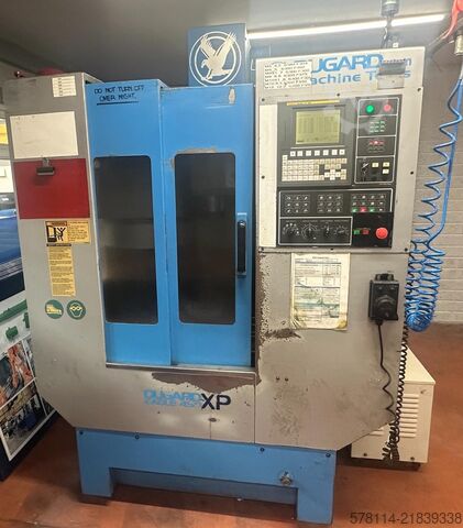 Vertikales Bearbeitungszentrum Dugard Eagle 450XP