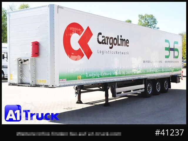 Box semitrailer SCHMITZ SCB S3B, Trockenfracht, Liftachse, Innenwände beschädigt