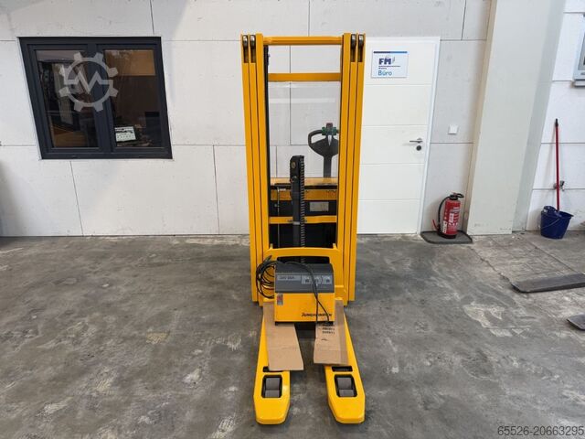 Hochhubwagen Jungheinrich EJC 214 Z / 835 Std.