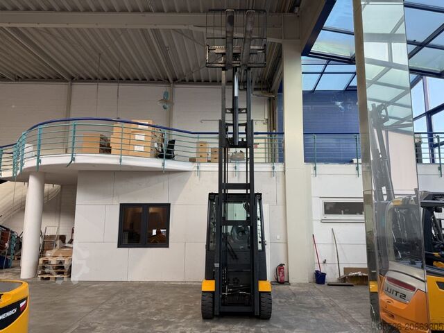 Elektro 4 Rad-Stapler Jungheinrich EFG 425 / 3275 Std. / AKKU 2022