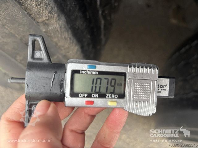 Open semitrailer with tarp Schmitz Cargobull Semitrailer Curtainsider Standard