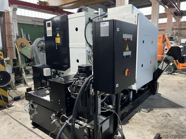 Bearbeitungszentrum HURCO VMX 42
