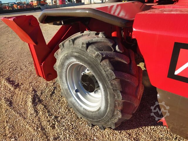 Telescopic forklift Manitou MRT1635