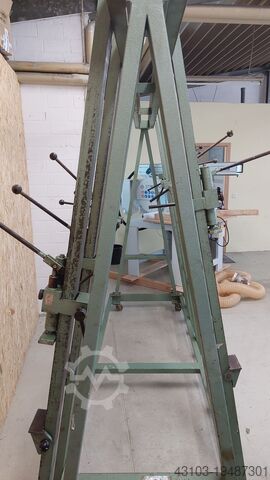 Double hydraulic gluing press. MAWEG