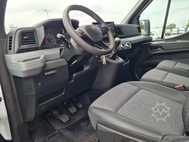 Car carrier van Renault Master 35 Autotransporter SEILW. AHK Automatik