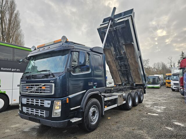 Tipper truck VOLVO FM-480-37 8x4 Kipper Ad-Blue Lift-Lenk