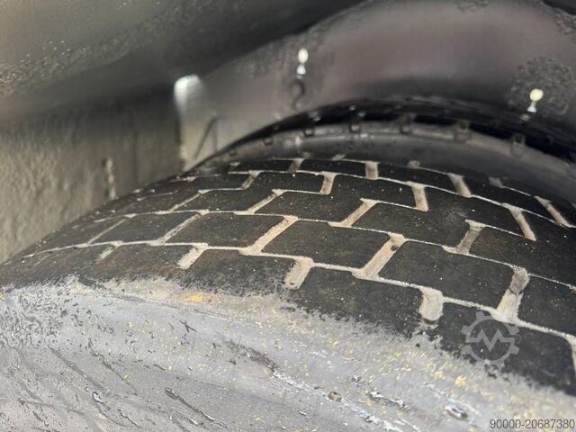 Terminal tractor Terberg RT 223