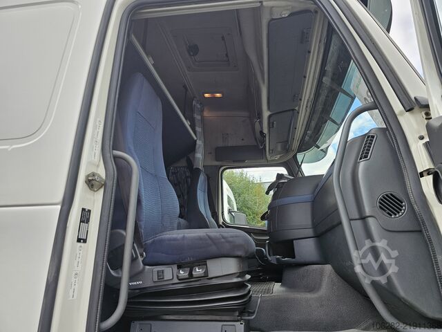 Roll-off tipper truck Volvo FH520 6x4 Multilift SAWO 20T