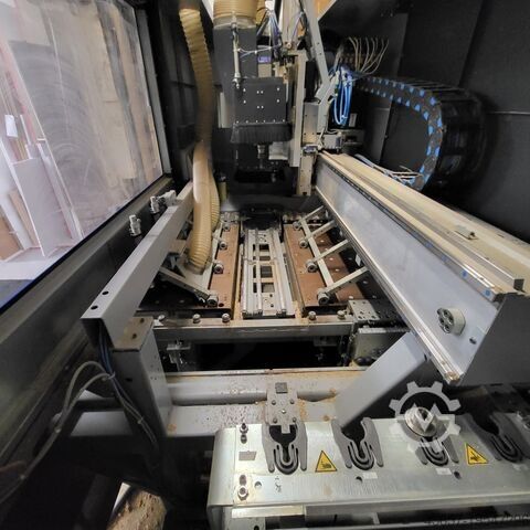 Throughfeed drilling machine Format4 Creator 950