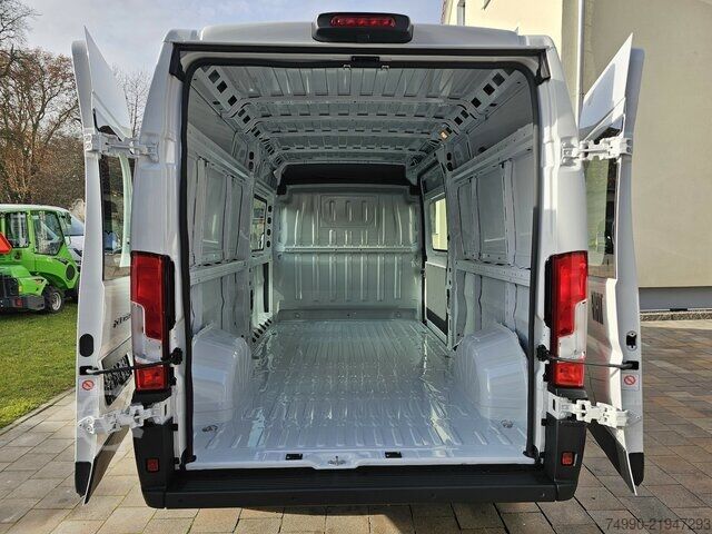 Van Fiat Ducato 35 L3H2 MAXI 13m³ 180 teilverglast