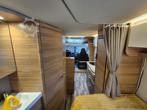 Semi-integrated camper Weinsberg CaraCompact 600 MF EDITION [PEPPER] TraumMobil*Gasflaschenauszug*