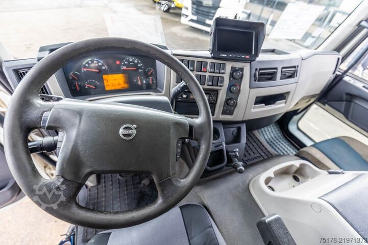 Refrigerated/freezer transport VOLVO FL 280