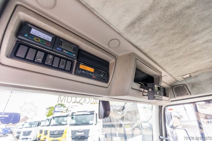 Refrigerated/freezer transport VOLVO FL 280
