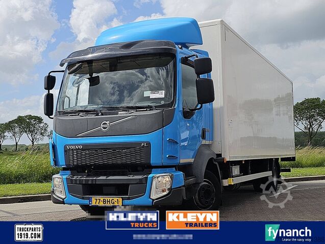 Suitcase VOLVO FL 220.12