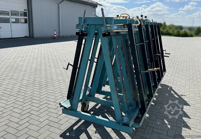Double-sided trapezoidal pneumatic press TECH-FA 