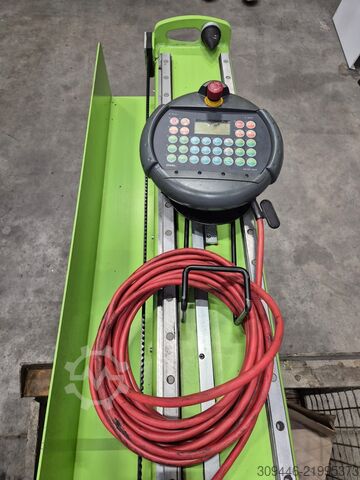 Injection molding machine ENGEL Victory 1350/200 + Robot
