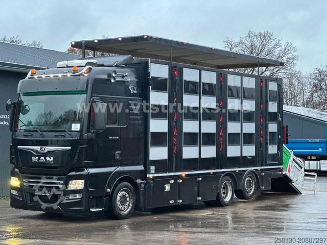 Viehtransporter LKW MAN TGX 26.500 3./4. Stock Menke-Janzen Komplettzug