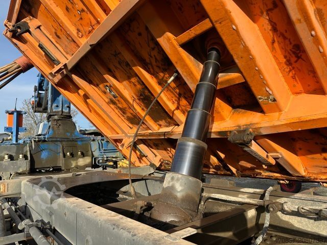 Kipper LKW MERCEDES-BENZ Atego 1828 BB 4x4 / MKG 140 + Funk