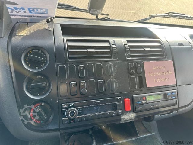 Kipper LKW MERCEDES-BENZ Atego 1828 BB 4x4 / MKG 140 + Funk