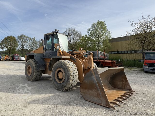 Loader Case 821C Radlader Klima Zentralschmierung