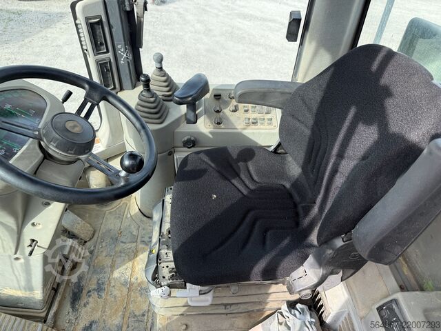 Loader Case 821C Radlader Klima Zentralschmierung