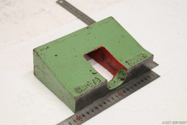 Stanzwerkzeug Zwischenblock Peddinghaus Aufnahme Unten